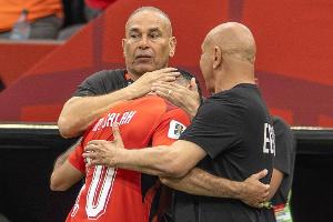 埃及领队：裁判威胁我们 FIFA官员竟庆祝阿根廷进球！公平竞赛呢